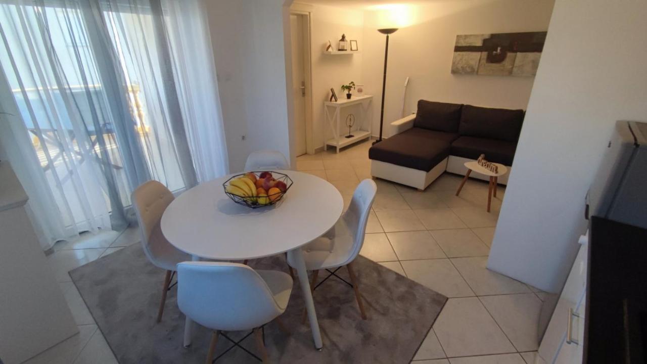 Apartman Lino Medulin Exterior photo