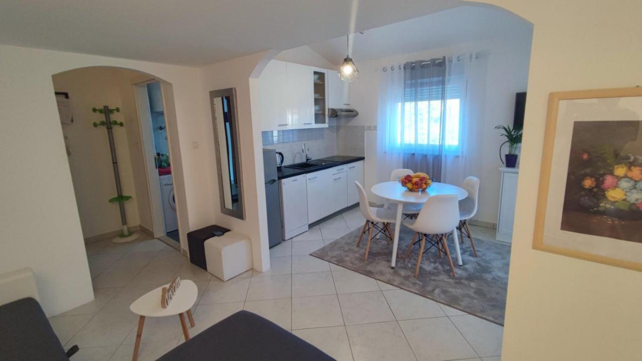 Apartman Lino Medulin Exterior photo